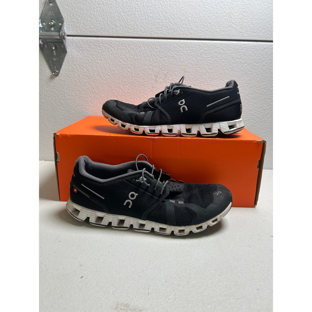 On Cloud Running Shoes Black White Women's Size 10.5 #3004